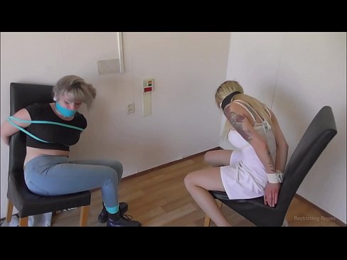 ❤️ Dependentă / legată și cu căluș / domnișoară în primejdie at ro.pinkporno.ru ❌