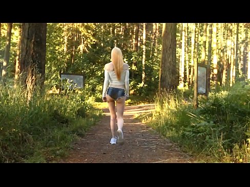 ❤️ O femeie frumoasă se mișcă încet, nu video nud at ro.pinkporno.ru ❌
