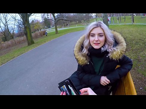 ❤️ Înghite sperma fierbinte a unui străin pentru bani - muie în parc de Eva Elfie at ro.pinkporno.ru ❌